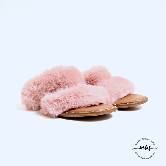 Steve Madden Enite Faux Fur Slide Sandals Pink Women Size 8 - Picture 2 of 12
